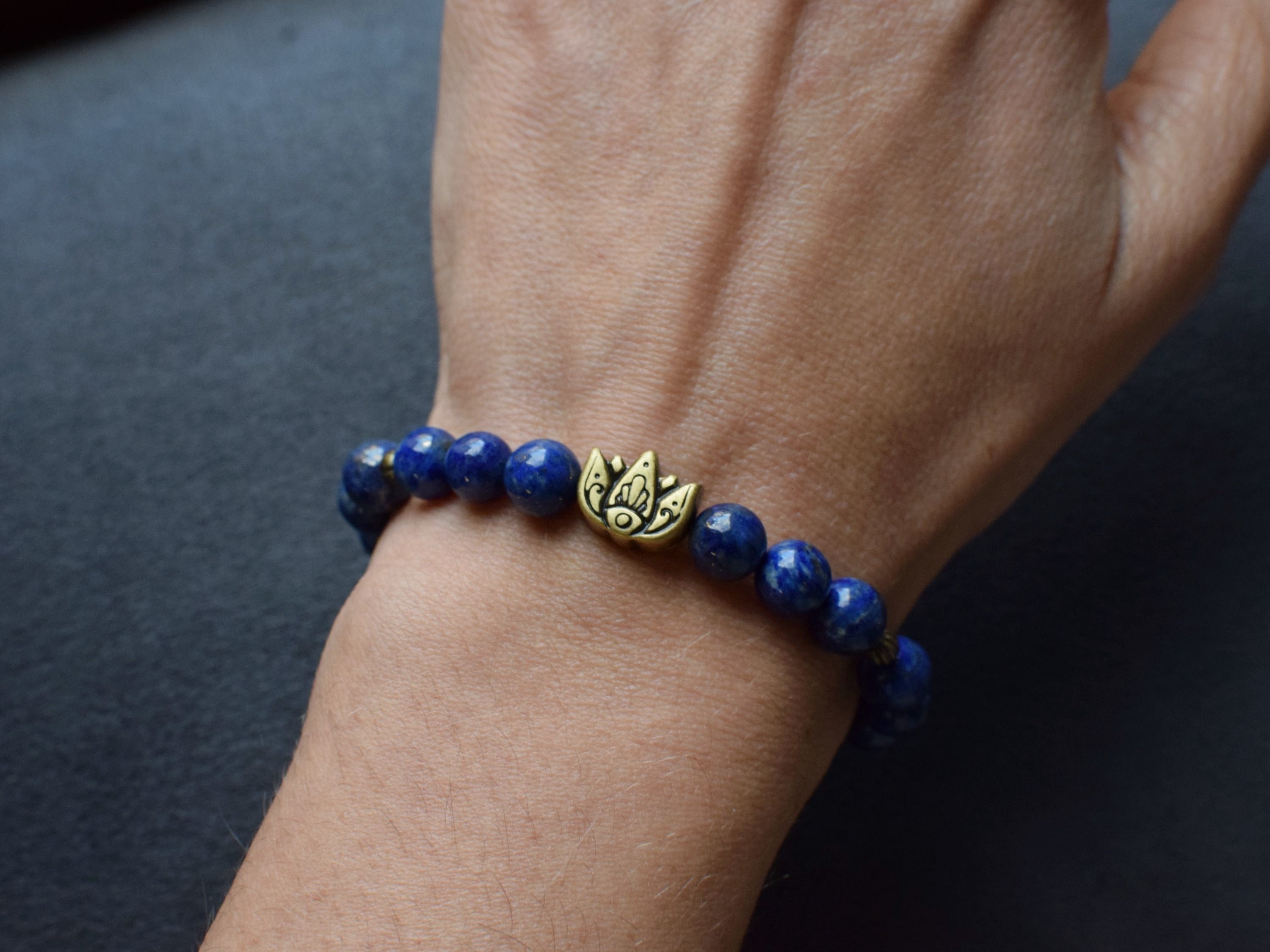 Bracelet d'intention - Lotus céleste (Lapis lazuli)
