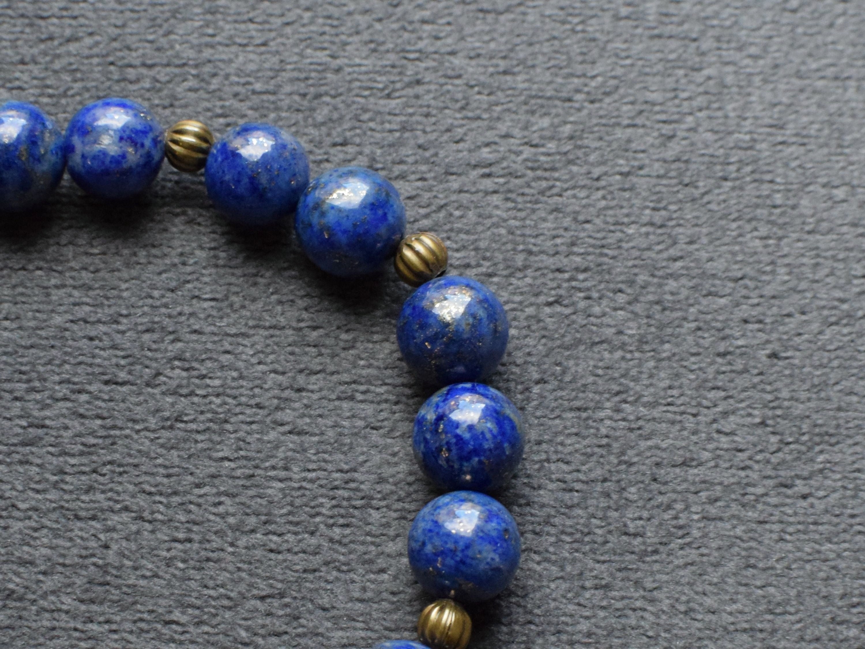 Bracelet d'intention - Lotus céleste (Lapis lazuli)