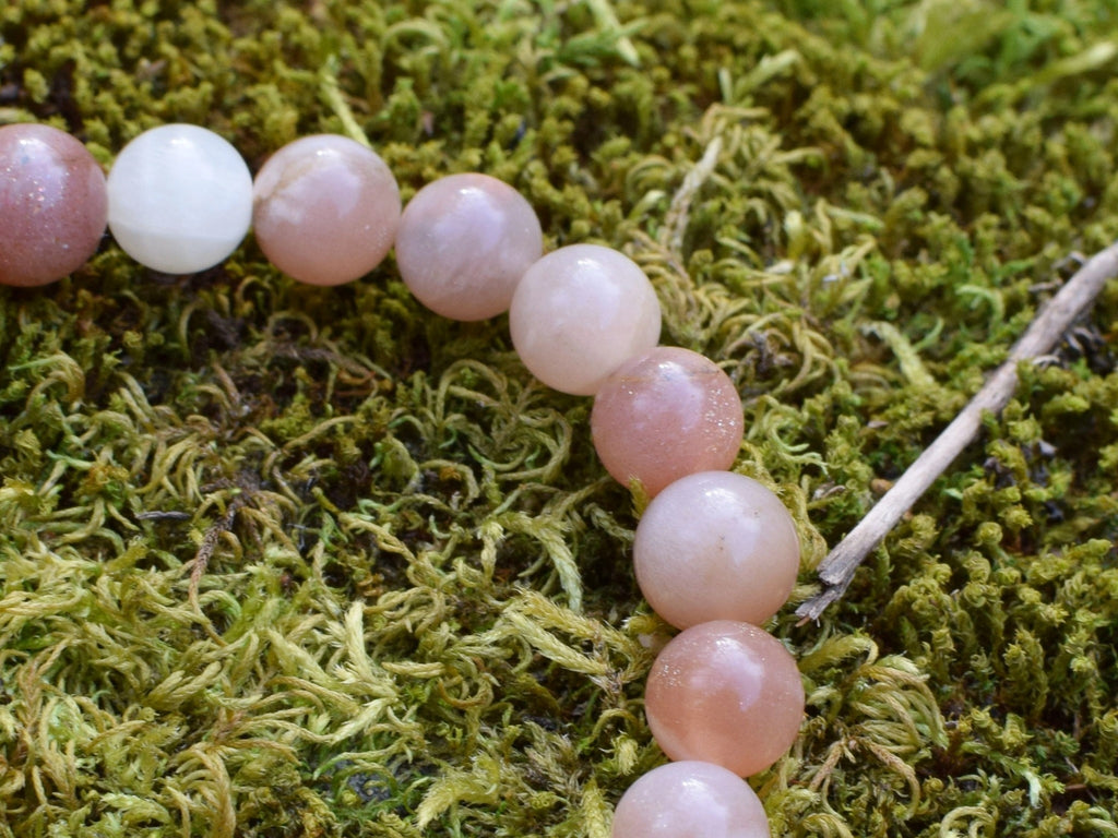 Bracelet d'intention - Lune naissante (Pierre de lune multicolore)