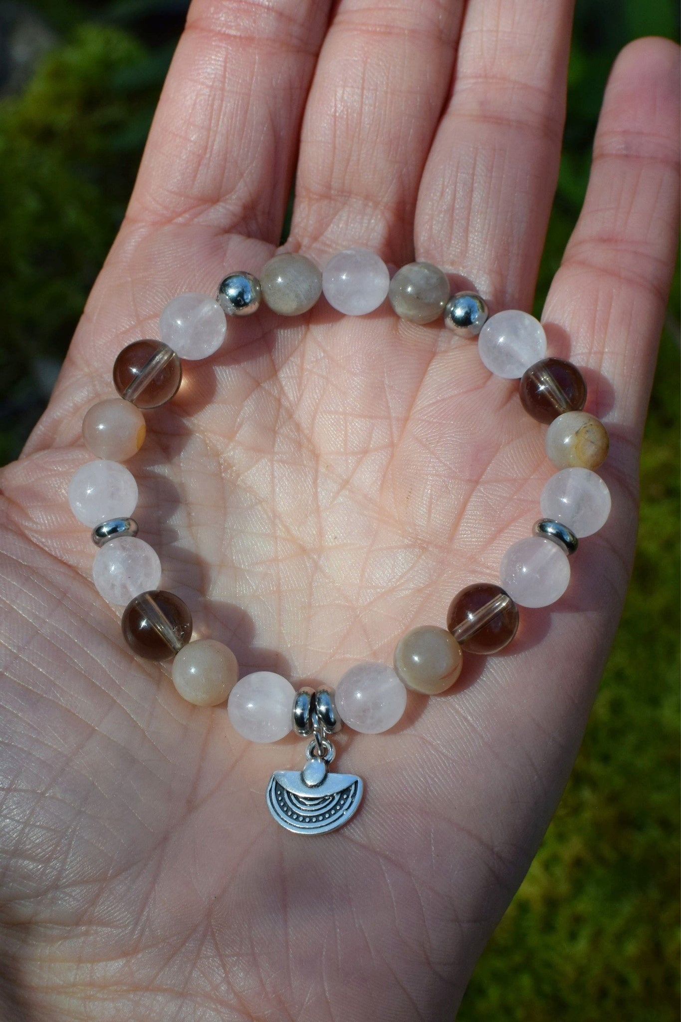 Bracelet d'intention - Voile de lune (quartz rose, quartz fumé & pierre de lune multicolore)