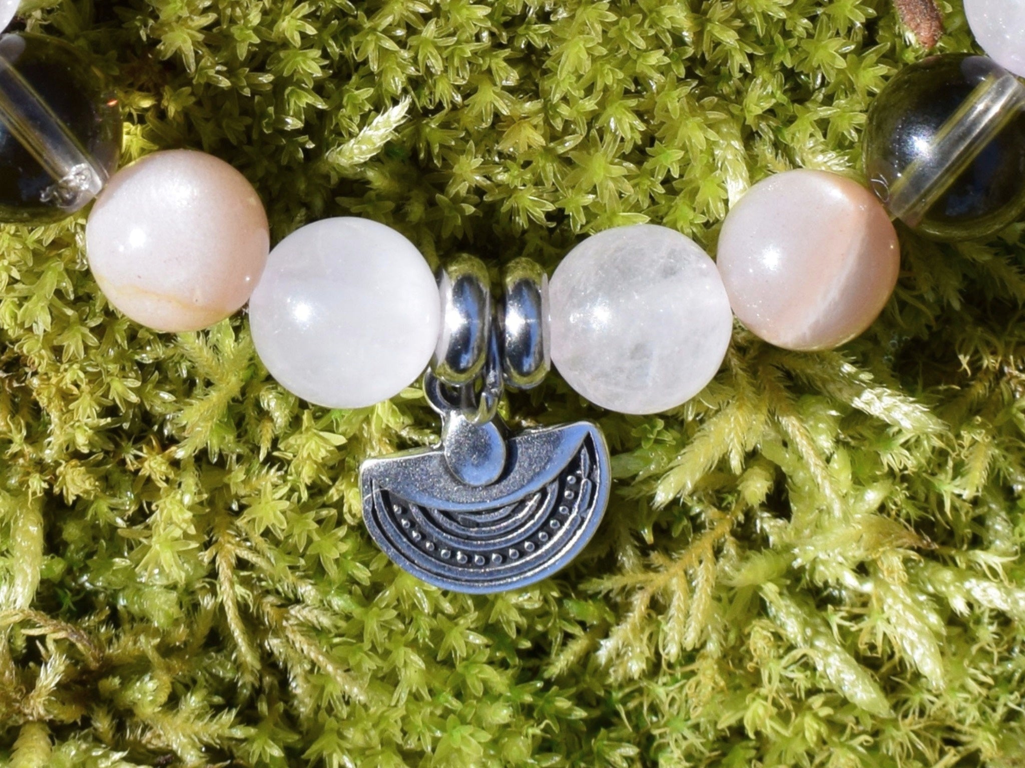 Bracelet d'intention - Voile de lune (quartz rose, quartz fumé & pierre de lune multicolore)