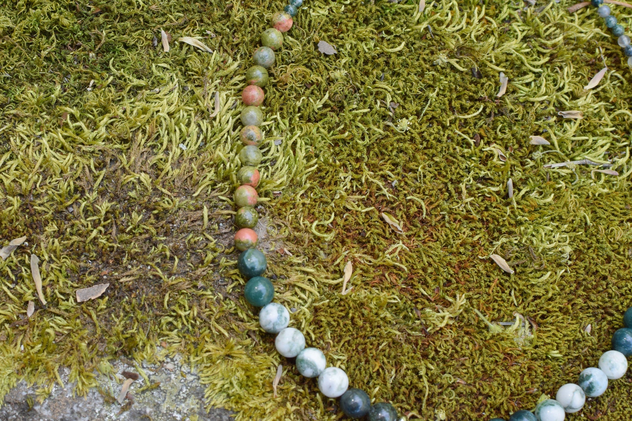 Collier d’intention - Terre d'ancrage (Unakite, agate mousse & agate arbre)