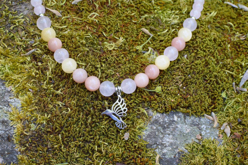 Collier d'intention - Battement léger (Quartz rose, calcite & pierre de lune)