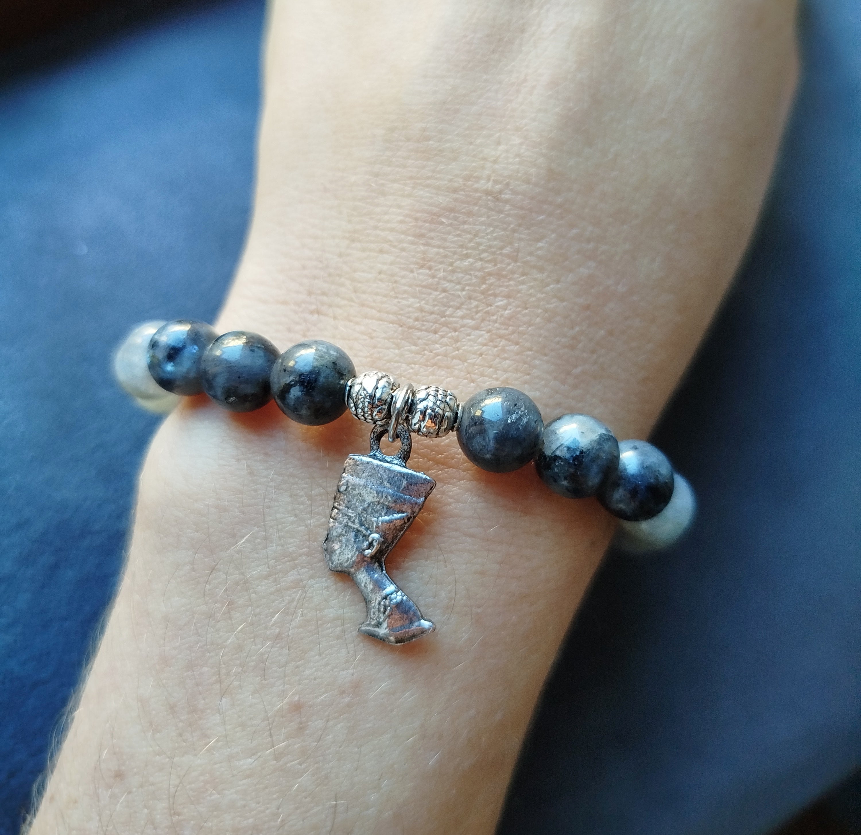Bracelet d'intention - Souveraine intérieure (Labradorite & larvikite)