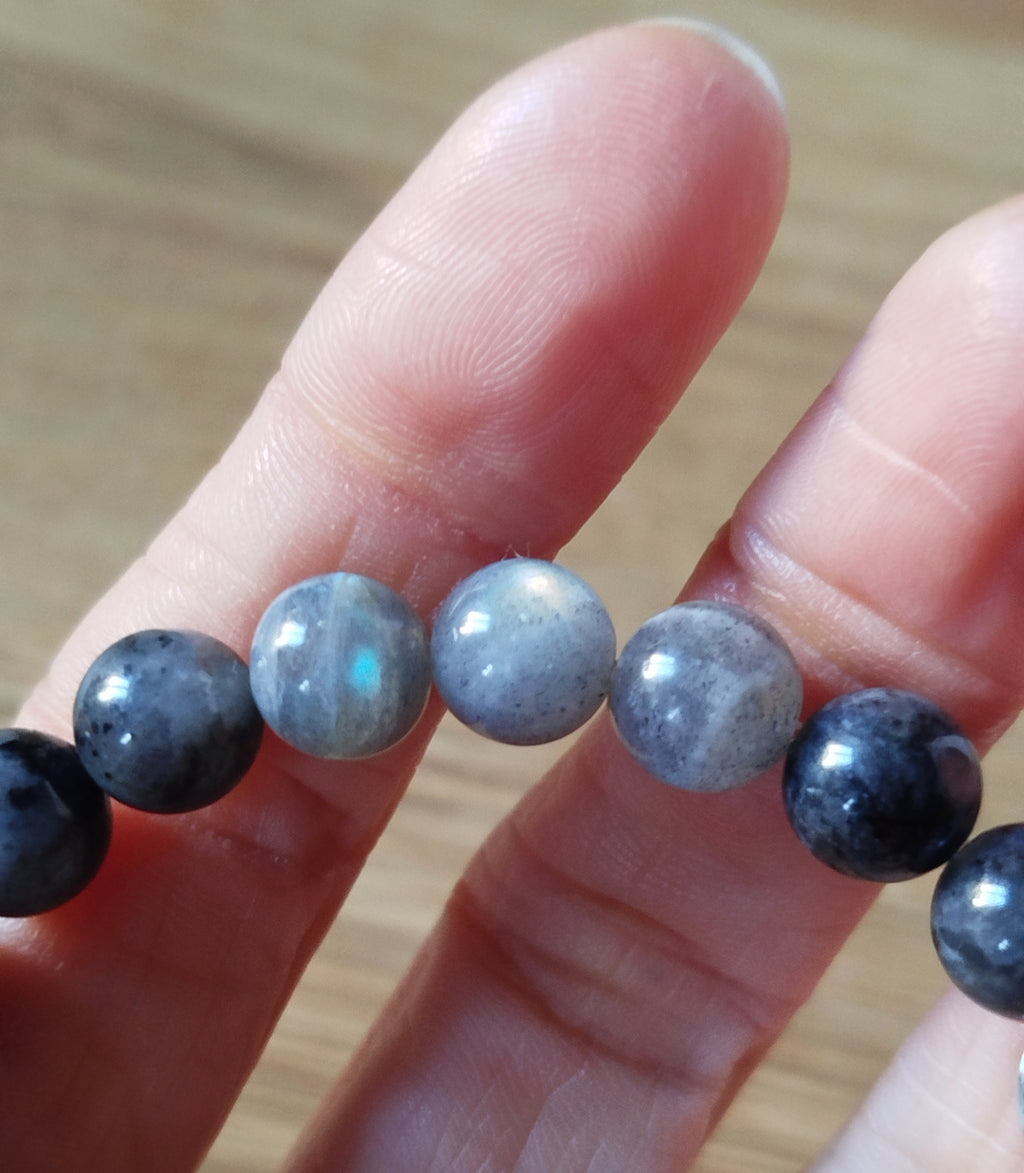 Bracelet d'intention - Souveraine intérieure (Labradorite & larvikite)