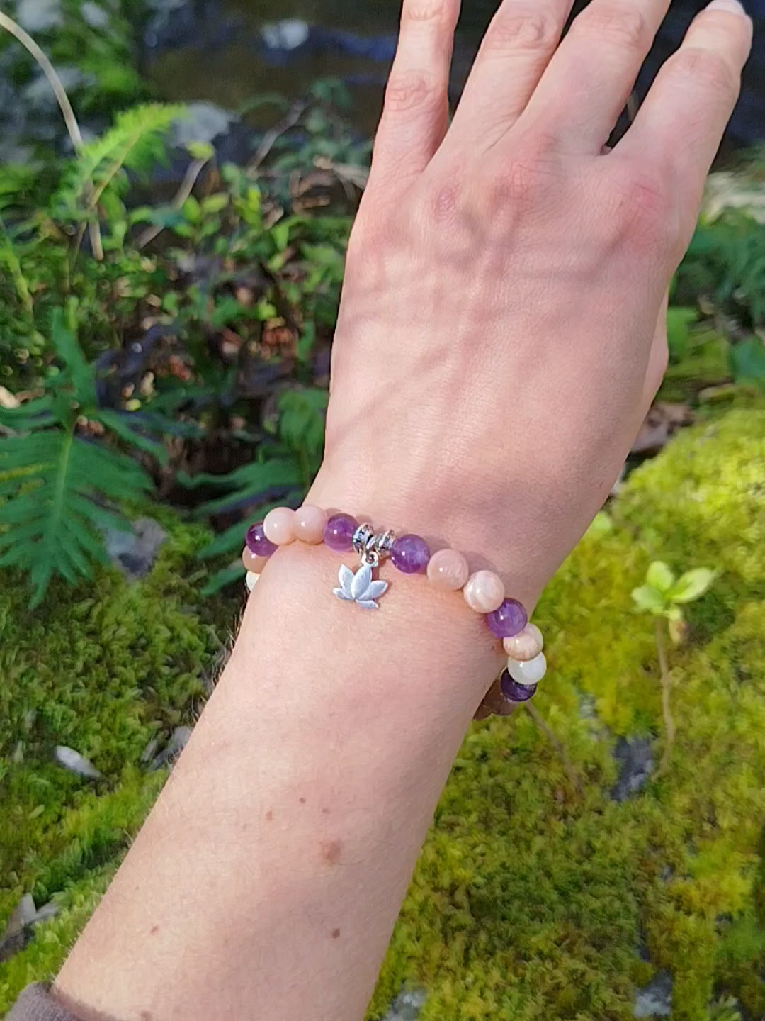 Bracelet d'intention - Eclosion Lunaire (Améthyste & Pierre de Lune)