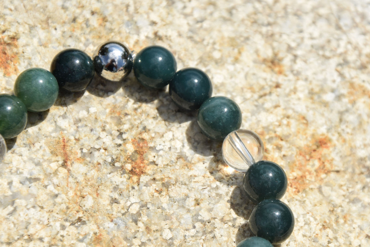 Bracelet d’intention - Reflet des feuillages (Agate mousse et cristal de roche)