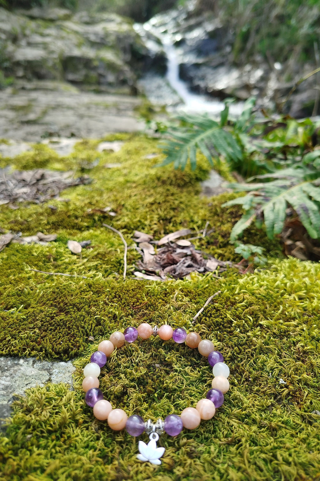 Bracelet d'intention - Eclosion Lunaire (Améthyste & Pierre de Lune)